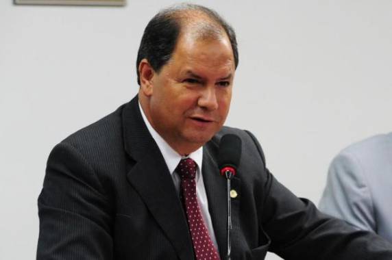 Alceu Moreira (PMDB-RS) afirma que tem conhecimento do texto há pelo menos uma semana