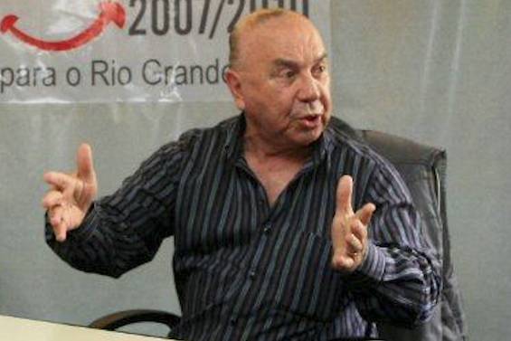 Parlamentar lutava contra complicações no coração, mas a causa da morte ainda não foi divulgada
