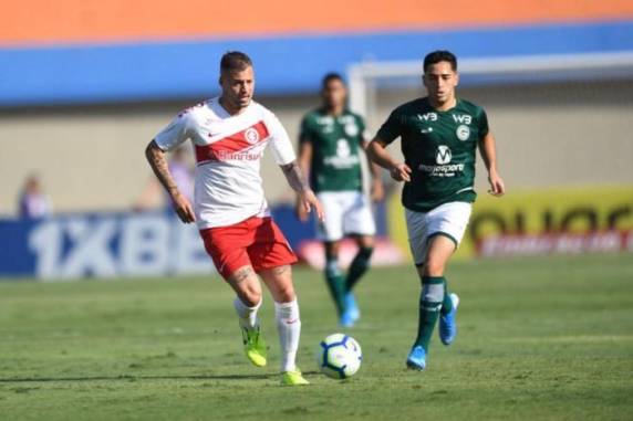 Time alternativo saiu na frente com Guilherme Parede, mas sofreu dois gols no segundo tempo