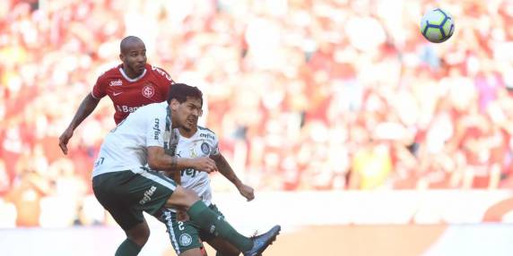 Colorado apresentou grade desempenho no primeiro tempo, mas caiu de produção e cedeu o empate