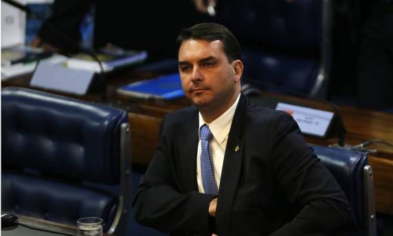 Ministério Público do Rio poderá retomar investigação sobre suspeita de que Flávio praticava 'rachadinha' na época em que era deputado estadual