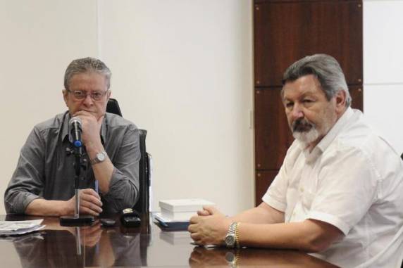 Representação questiona data da renúncia de Cassina e Frizzo aos postos de vereadores antes de assumirem prefeitura