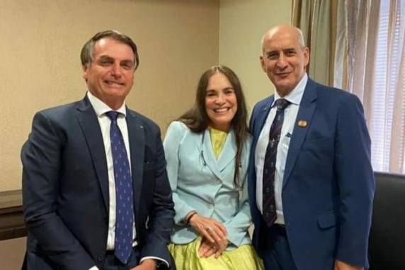 "Quero que seja uma gestão para pacificar a relação da classe com o governo. Sou apoiadora deste governo desde sempre e pertenço à classe artística desde os 14 anos", afirmou a atriz