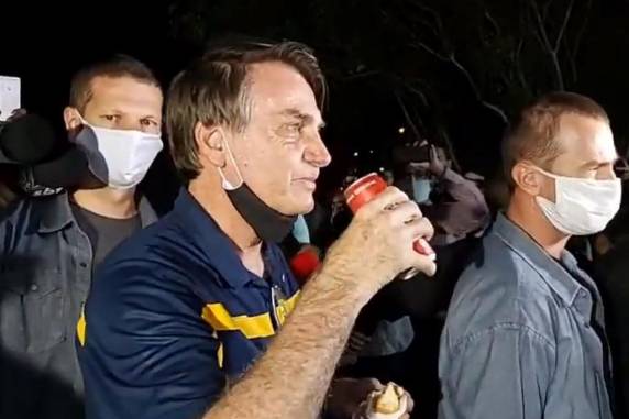 Ministério da Saúde tem informado sobre mortes e infectados por covid-19 apenas as 22h