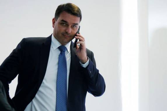 Defesa do senador afirmou que ele "não praticou qualquer irregularidade e que confia na Justiça"