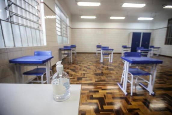 Para estes casos, não vale a gestão compartilhada, em que os municípios podem adotar regras da bandeira anterior