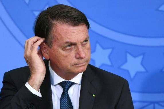 Como exemplo citou mudanças na tabela do Imposto de Renda, uma de suas promessas de campanha que ainda não foram cumpridas