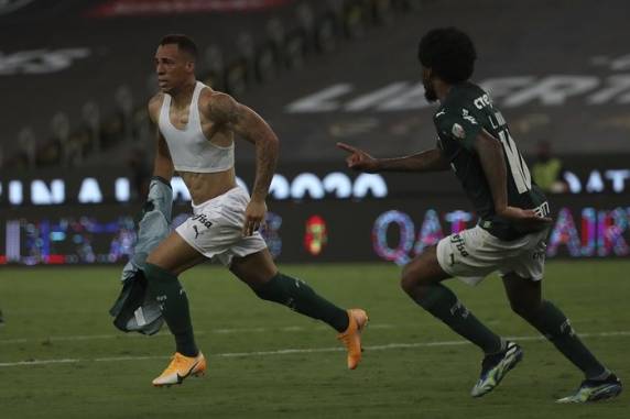 O ex-jogador do Juventude marcou o único gol da partida aos 53 minutos do segundo tempo