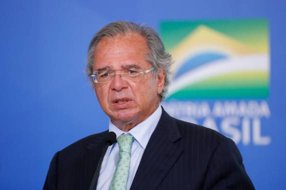 Solução, segundo ministro da Economia, é votar uma proposta de emenda à Constituição (PEC) ''de guerra'', que permita ao governo ampliar os gastos sem as amarras de regras fiscais
