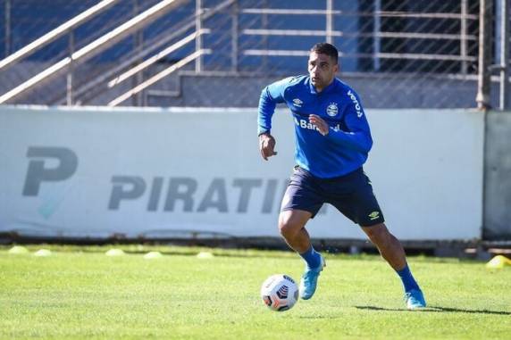 Rafinha, Ferreira, Luiz Fernando, Diego Souza e Mauri Lima positivaram após título do Gauchão
