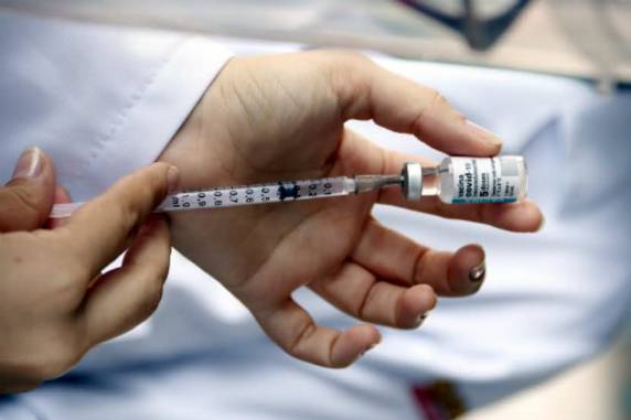 Grupo deve começar a ser imunizado a partir de nova remessa do produto da Pfizer, único liberado para a faixa etária