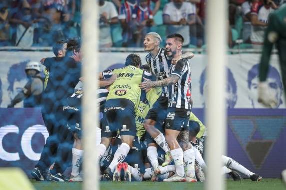 Galo chega a 81 pontos e não pode mais ser alcançado pelo vice-líder Flamengo, garantindo o título com duas rodadas de antecedência