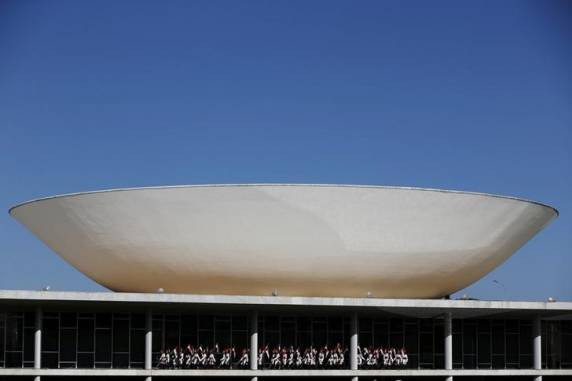 Na eleição de outubro passado, os parlamentares investiram em média R$ 1,8 milhão para conseguir uma cadeira, ante R$ 1,3 milhão de quatro anos atrás