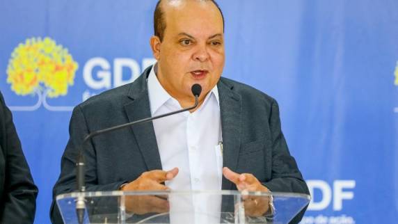 Ministro do STF também ordenou a liberação de vias obstruídas em todo o país e a desmobilização de acampamentos em quartéis em 24 horas