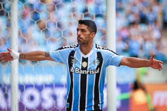 Líder isolado, Tricolor fez 3 a 0 no time de São Leopoldo e chegou a 15 pontos
