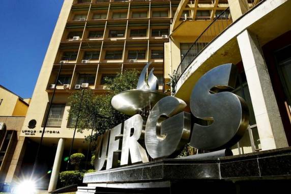 Valor faz parte do repasse de R$ 2,44 bilhões anunciado pelo governo federal para as instituições de ensino