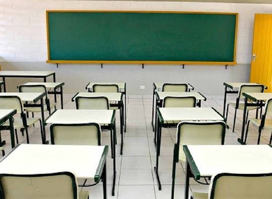 Também foi cancelado o dia letivo nas escolas municipais de Porto Alegre