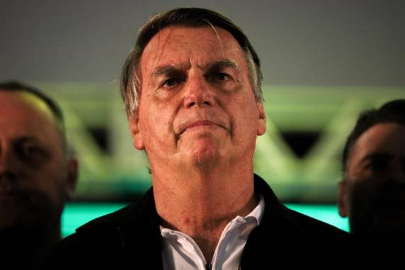 Ofensiva da PF ainda mira aliados do ex-presidente, como Braga Netto, Augusto Heleno e Valdemar Costa Neto, além de ex-assessores