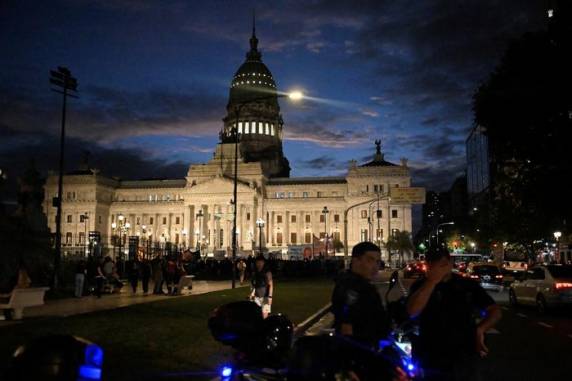 Derrota ocorre após o fracasso, em fevereiro, de outro grande programa do presidente argentino, a chamada "Lei Ônibus"