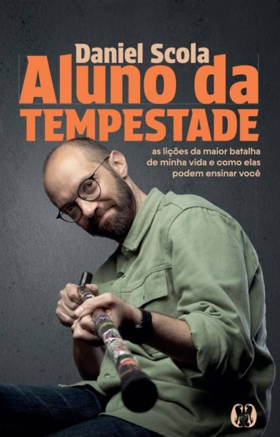 Comunicador, que enfrentou um raro tipo de câncer cerebral em adultos, autografa "Aluno da Tempestade ? As lições da Maior Batalha da Minha Vida e Como Elas Podem Ensinar Você" nesta terça-feira, no Foyer do Theatro São Pedro, em Porto Alegre