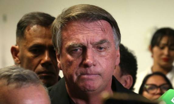 Denúncia deverá agora ser analisada pelo STF; em 2024, a PF indiciou Bolsonaro e mais 39 indivíduos, alegando que ele ?planejou, atuou e teve domínio? sobre um suposto plano para interferir nas eleições de 2022
