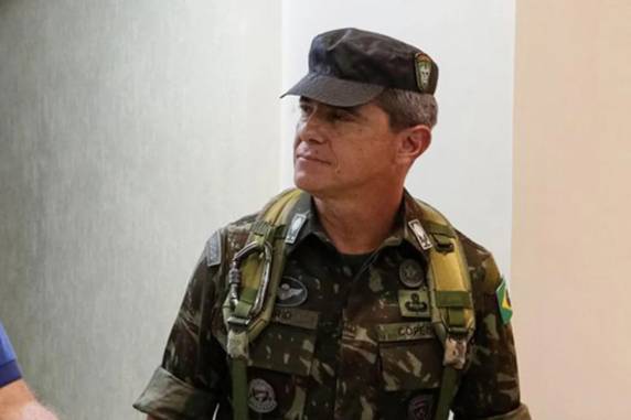 Questionado sobre a existência do documento, o militar disse que o arquivo digital retrataria um pensamento dele "que foi digitalizado"