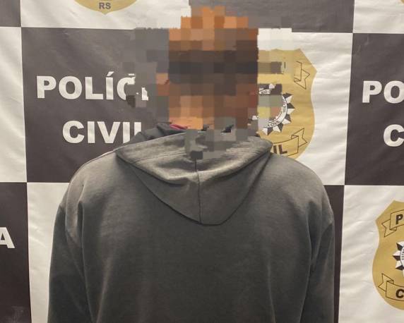 O jovem possuía medidas de proteção em favor dos pais, após episódios de violência familiar.