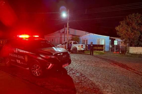 Crime aconteceu na residência onde moravam com as duas filhas gêmeas da vítima