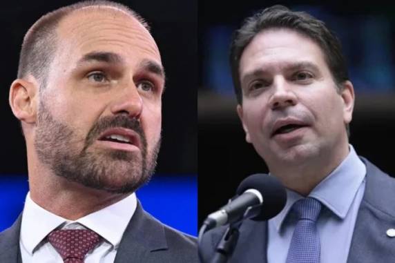 Decisão foi tomada via Mesa Diretora da Casa e não em Plenário. Os dois parlamentares estão nos EUA