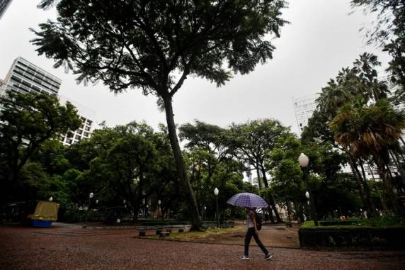 Instabilidade traz risco de temporais localizados e acumulados de até 150 milímetros em algumas regiões do Estado