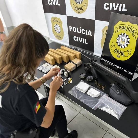 Operação ?Centro de Gravidade? cumpriu mandado de busca no Bairro Núcleo VII e resultou na prisão em flagrante de homem responsável por guardar entorpecentes avaliados em mais de R$ 70 mil.