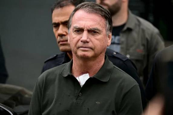 Ex-presidente está internado no Hospital DF Star com quadro de "pneumonia aguda"