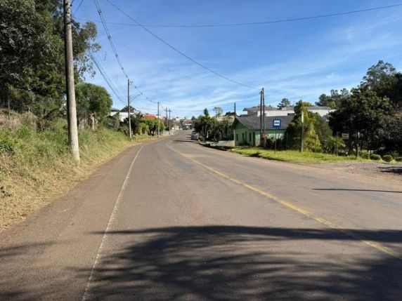 O investigado estava foragido desde quinta-feira (4); ele se entregou à polícia